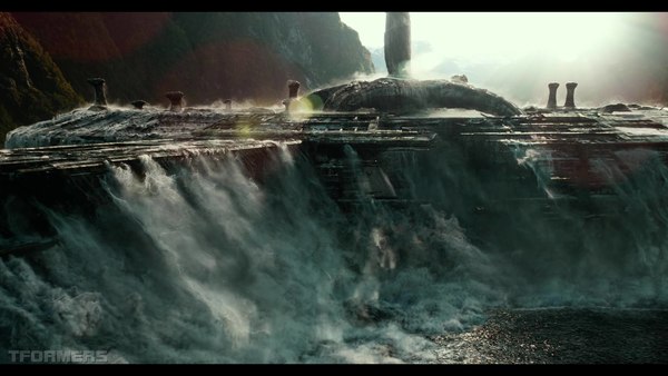 Transformers The Last Knight Theatrical Trailer HD Screenshot Gallery 340 (340 of 788)